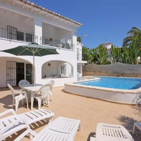 Sleeps 12 Pool Vila